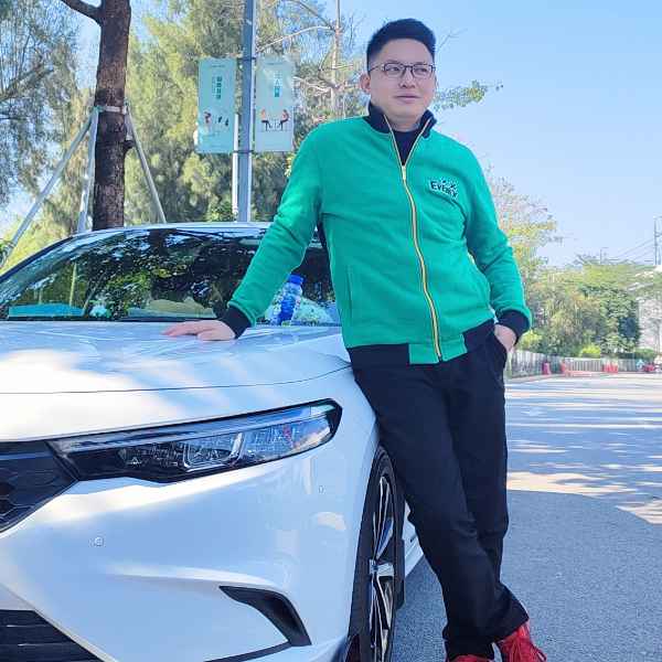 湖北30岁单身帅哥真诚找对象-龙岩征婚网